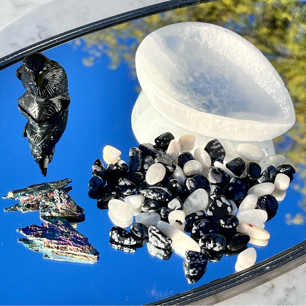 Black Obsidian Raven / Crow, Selenite Teardrop Bowl, Snowflake Obsidian Kyanite - Picture 11 of 15